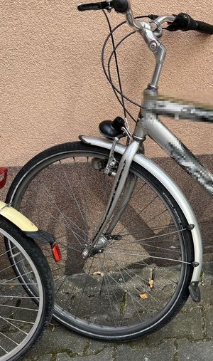 srebrny rower